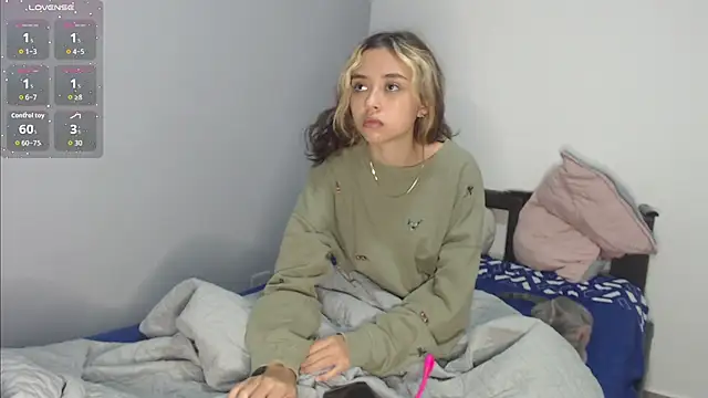 Snapshot of brisazanes chatting on September 30, 2025, 2:12 pm brisazanes online show from September 30, 2025, 2:12 pm