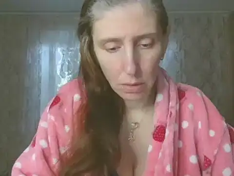 CandiCole online show from February 8, 2026, 7:50 am