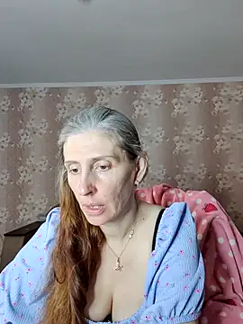 Snapshot of CandiCole chatting on June 27, 2026, 5:57 am CandiCole online show from June 27, 2026, 5:57 am