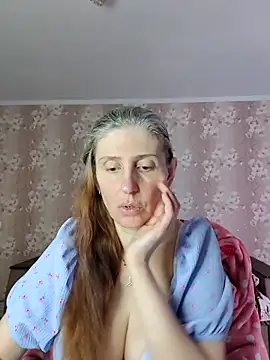 Snapshot of CandiCole chatting on June 5, 2026, 3:11 am CandiCole online show from June 5, 2026, 3:11 am