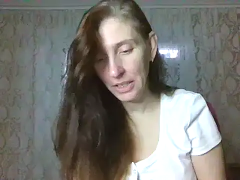 CandiCole online show from November 16, 2025, 5:23 am