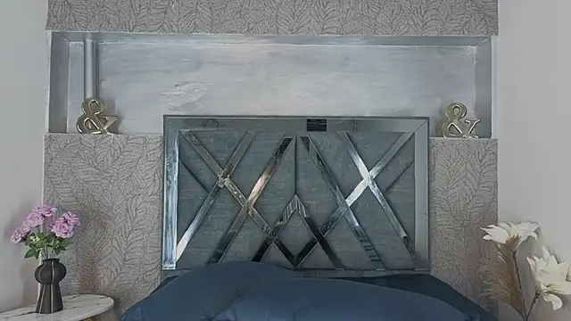  DantFox  online show from December 5, 2025, 8:39 pm