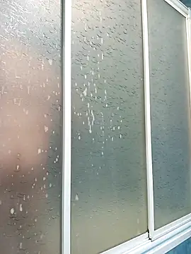 geli45 online show from March 18, 2026, 6:42 pm