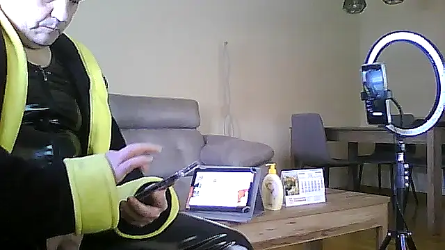 geli45 online show from March 22, 2026, 4:08 pm