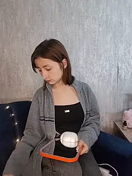 Snapshot of AriMonoban chatting on February 24, 2026, 12:50 pm AriMonoban online show from February 24, 2026, 12:50 pm