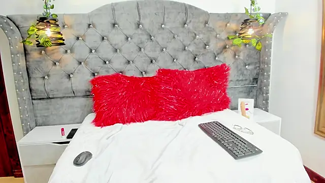 Snapshot of Blushhabex chatting on October 29, 2025, 2:16 pm Blushhabex online show from October 29, 2025, 2:16 pm