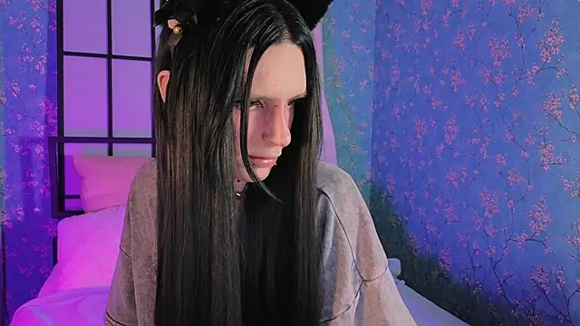 Snapshot of madi_snow chatting on February 27, 2026, 5:18 am madi snow online show from February 27, 2026, 5:18 am