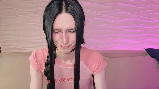 Snapshot of madi_snow chatting on February 28, 2026, 6:13 am madi snow online show from February 28, 2026, 6:13 am