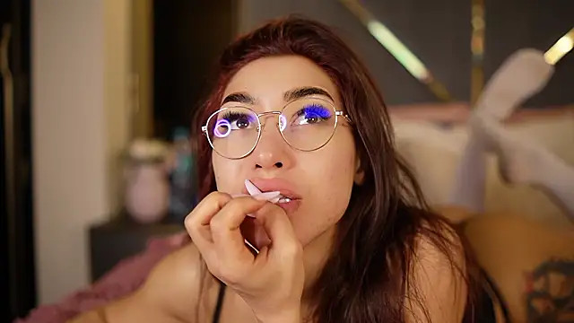  ChloeLee  online show from March 11, 2026, 8:30 am