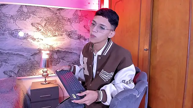 BILLY JAMEES online show from February 17, 2026, 12:35 pm