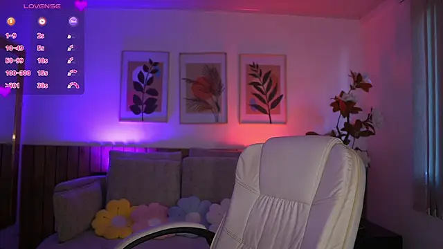 JadeSummerr online show from July 28, 2026, 11:50 am