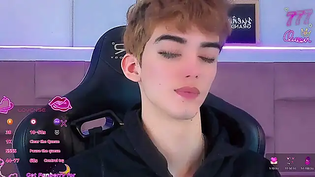 Baby FenixTS online show from February 28, 2026, 7:02 pm