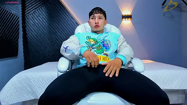 Horny nick18 online show from March 14, 2026, 11:38 am