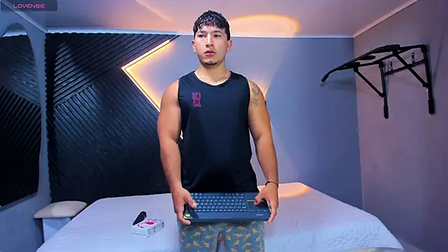 Horny nick18 online show from April 9, 2026, 9:59 am