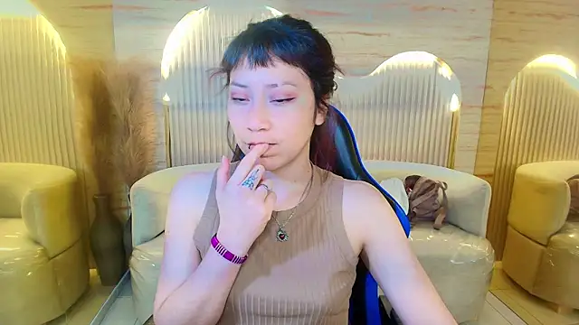 valentina r  online show from March 8, 2026, 3:10 am