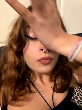 Snapshot of piccolaflo chatting on November 16, 2025, 7:51 pm piccolaflo online show from November 16, 2025, 7:51 pm