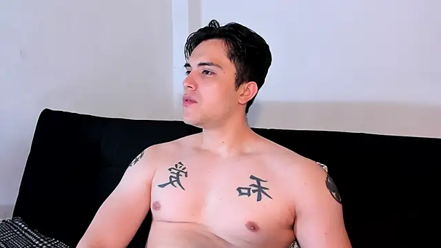 jasonxd9898 online show from September 21, 2025, 3:17 pm