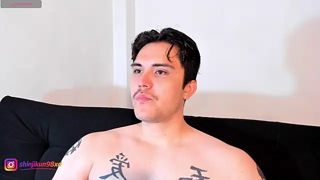 jasonxd9898 online show from March 18, 2026, 1:57 pm