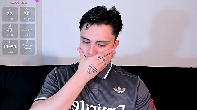 jasonxd9898 online show from November 14, 2025, 1:09 am