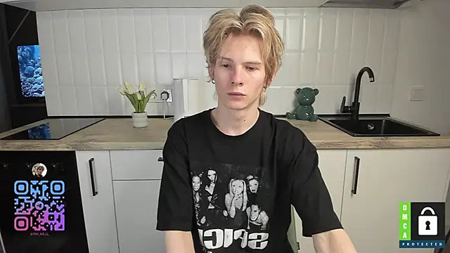 Tim Mil online show from July 16, 2026, 9:23 pm