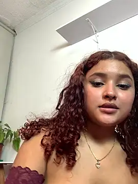 Snapshot of ladulcemary chatting on October 6, 2025, 12:12 am ladulcemary online show from October 6, 2025, 12:12 am