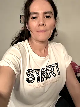 Stelleknoxxx online show from October 14, 2025, 9:47 pm