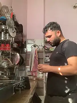 Snapshot of amitsharma7868 chatting on March 6, 2026, 3:01 am amitsharma7868 online show from March 6, 2026, 3:01 am