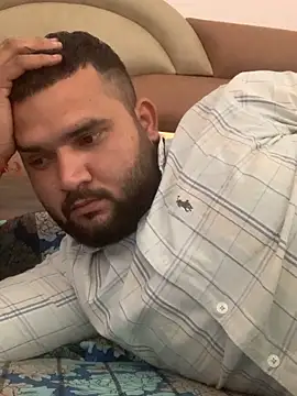 Snapshot of amitsharma7868 chatting on March 28, 2026, 9:32 am amitsharma7868 online show from March 28, 2026, 9:32 am