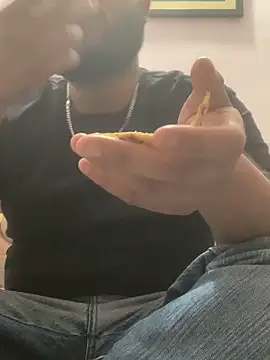 Snapshot of amitsharma7868 chatting on April 7, 2026, 8:49 am amitsharma7868 online show from April 7, 2026, 8:49 am