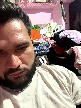 amitsharma7868 online show from October 27, 2025, 4:41 pm