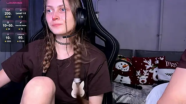 cutemilana sexwife online show from February 5, 2026, 12:56 pm