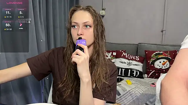 cutemilana sexwife online show from January 14, 2026, 9:35 am