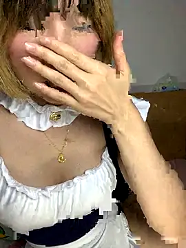 zhaomosheng125216 online show from December 3, 2025, 1:28 am