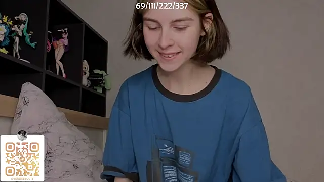 Snapshot of bertamimi chatting on September 13, 2025, 5:57 pm bertamimi online show from September 13, 2025, 5:57 pm