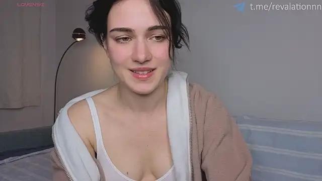 Snapshot of revalation_ chatting on May 11, 2026, 4:04 pm revalation online show from May 11, 2026, 4:04 pm