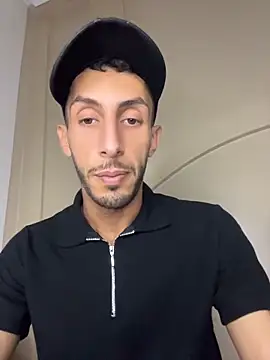 Yasar-Xxxl online show from June 26, 2026, 11:32 pm