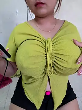 Snapshot of Akira_sera chatting on October 10, 2025, 6:58 am Akira sera online show from October 10, 2025, 6:58 am