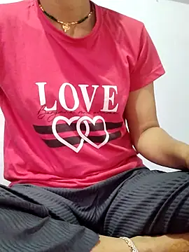 Snapshot of poojam93 chatting on November 2, 2025, 1:32 am poojam93 online show from November 2, 2025, 1:32 am