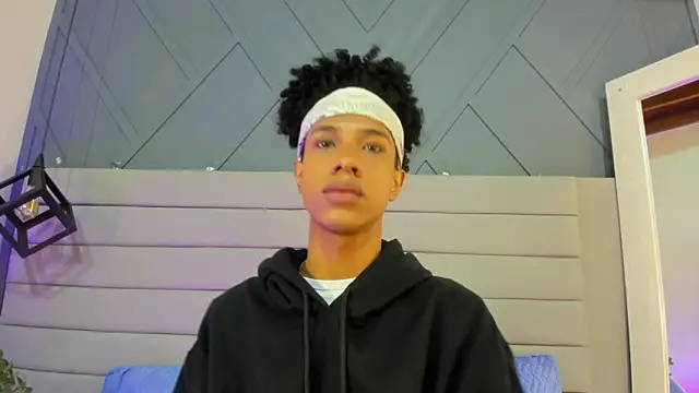 Johan gz  online show from March 15, 2026, 12:45 pm