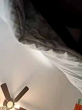 sarahkat86 online show from March 9, 2026, 1:14 pm