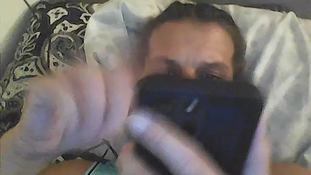 sarahkat86 online show from February 8, 2026, 12:19 am