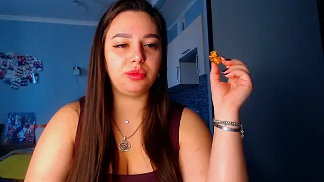 NikiWhite online show from September 11, 2025, 7:52 am