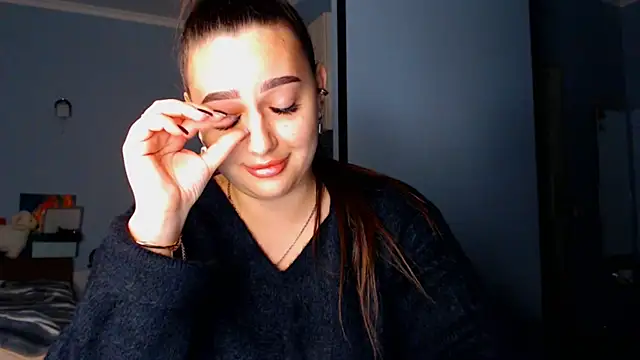 NikiWhite online show from September 26, 2025, 9:43 pm