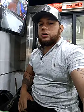 Catire10  online show from November 11, 2025, 2:23 pm