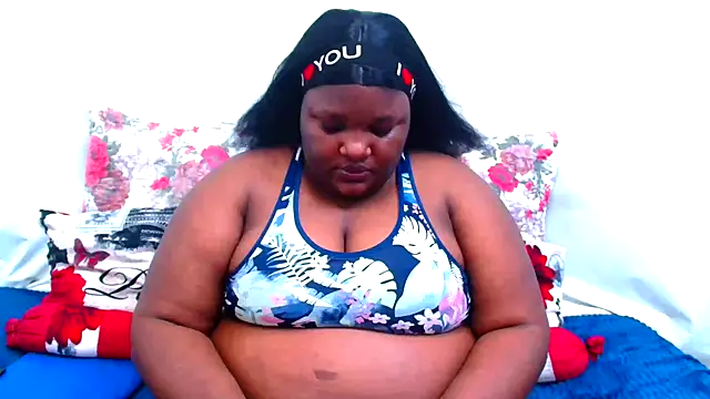 ChubbyBoobsxxx online show from October 29, 2025, 5:50 am