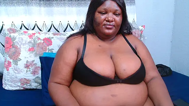 Snapshot of ChubbyBoobsxxx chatting on February 26, 2026, 6:02 am ChubbyBoobsxxx online show from February 26, 2026, 6:02 am