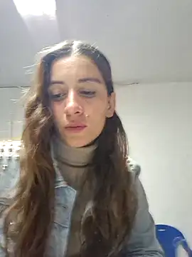 aytanna torrez online show from October 29, 2025, 4:06 pm