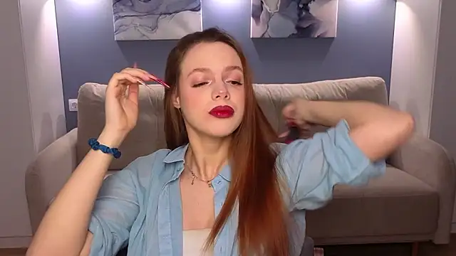 Snapshot of AliceDelaney chatting on February 8, 2026, 9:34 pm AliceDelaney online show from February 8, 2026, 9:34 pm