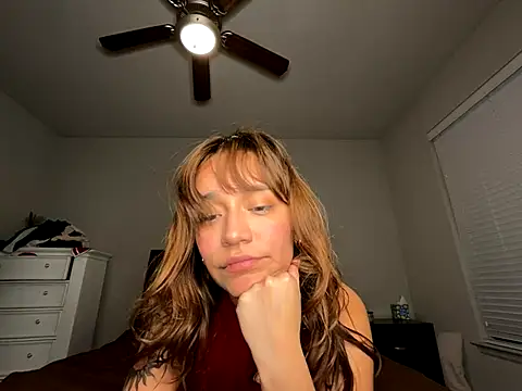 Snapshot of eurydicee chatting on September 11, 2025, 5:40 am eurydicee online show from September 11, 2025, 5:40 am