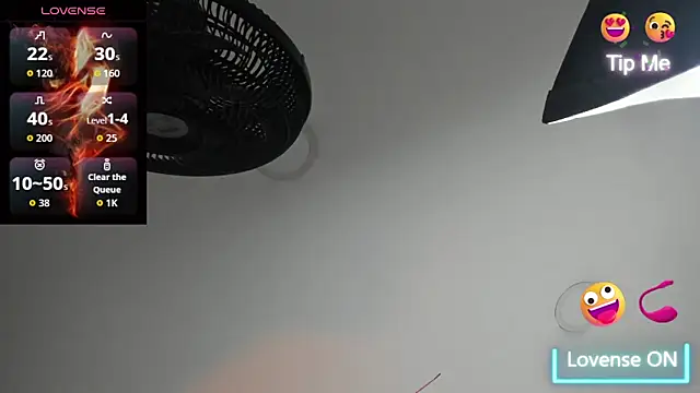 sweet  vanessa1 online show from October 20, 2025, 3:52 am